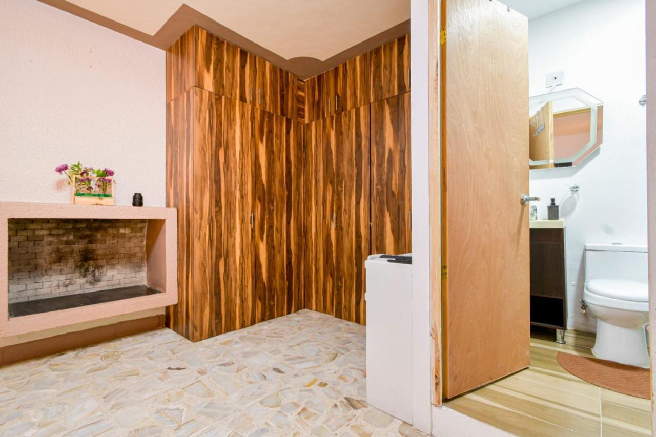 Hostal Vitta Guadalajara Extérieur photo